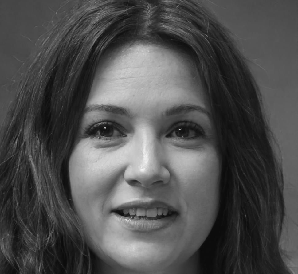 Simone Kellerman, Senior Financial Analyst